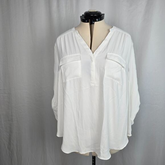 Torrid Harper Blouse Women's 1X White Roll Tab Sleeves - Picture 1 of 16